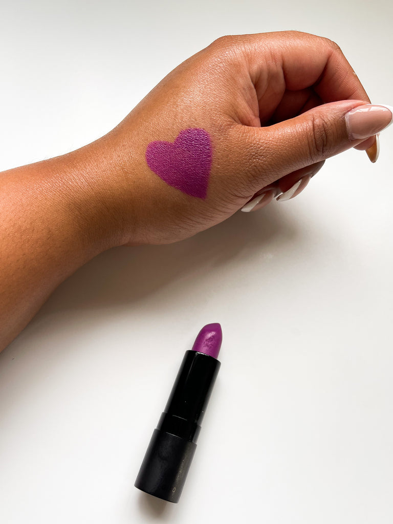 Why You Need to Consider Heart Health in Your Make-up Routine
